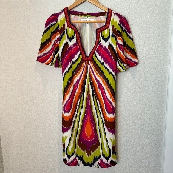 Trina Turk Pink & Green Silk Tie Back Embroidered Neck Sheath Dress - Size 4 EUC - Picture 1 of 5